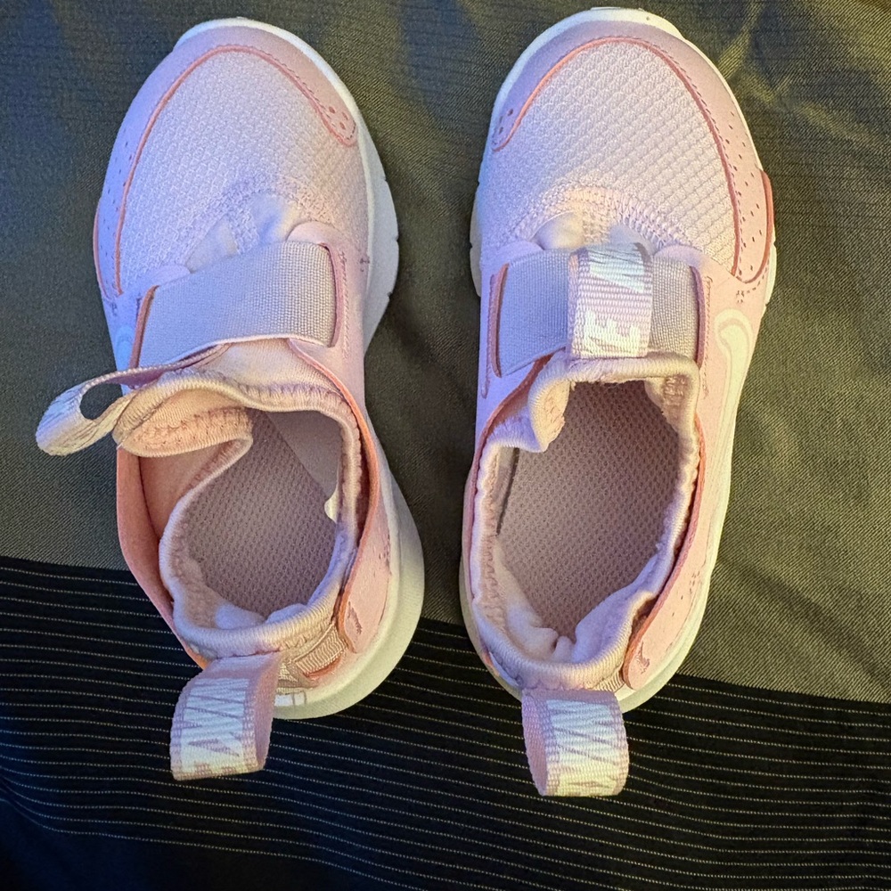 Nike Kids Pink Slip-On Sneakers